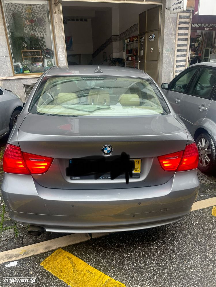 BMW 320 d EfficientDynamics - 9