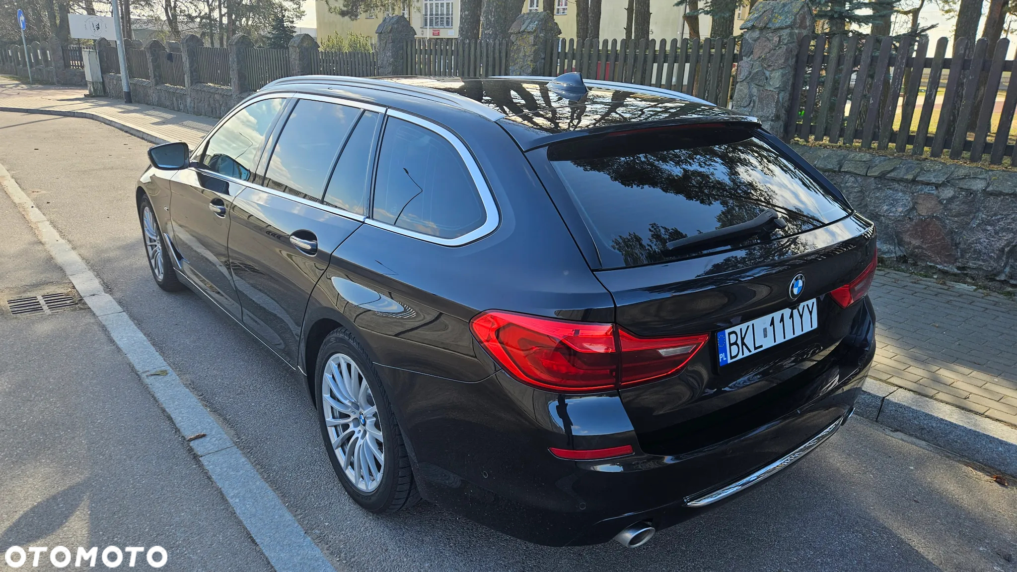 BMW Seria 5 520d Touring Luxury Line - 12
