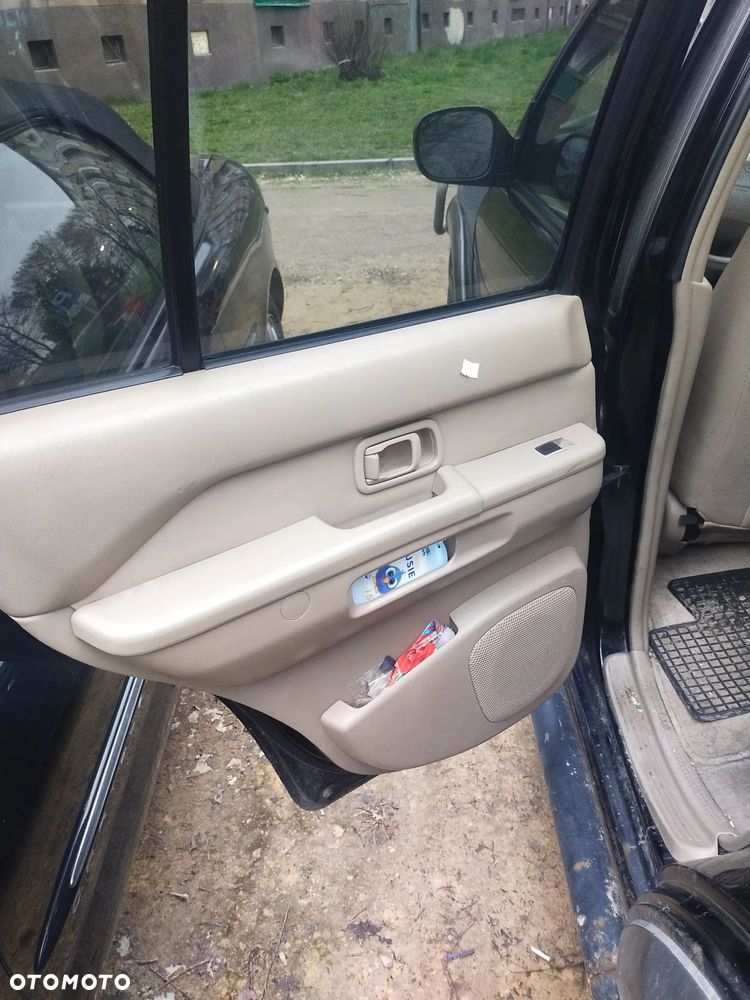 Nissan Pathfinder - 23