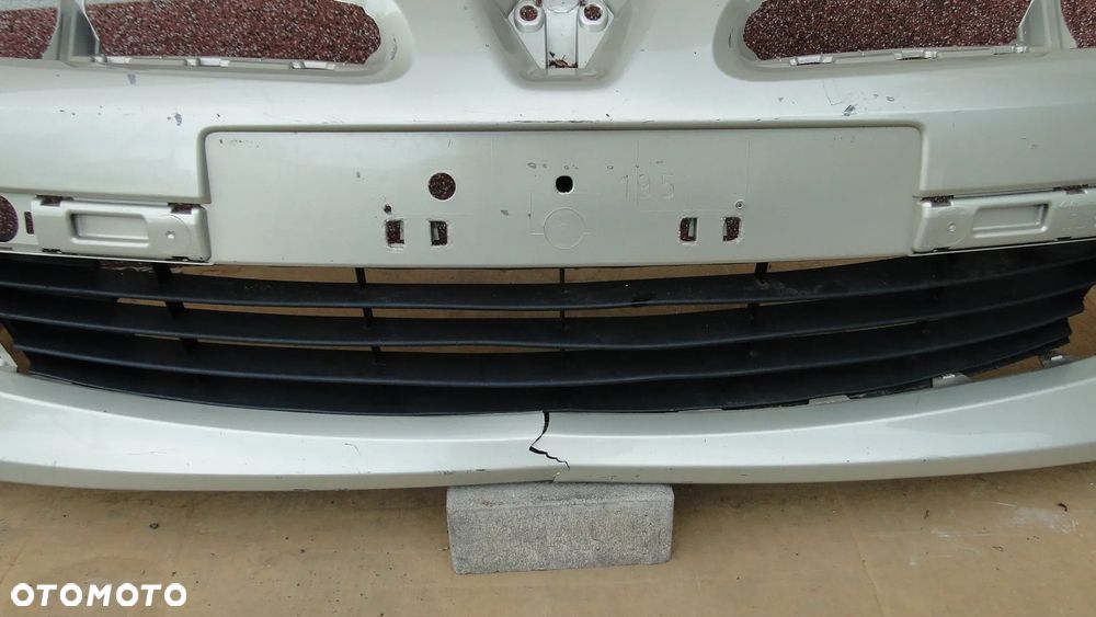 RENAULT CLIO III 3 ZDERZAK PRZÓD PRZEDNI 195 - 6