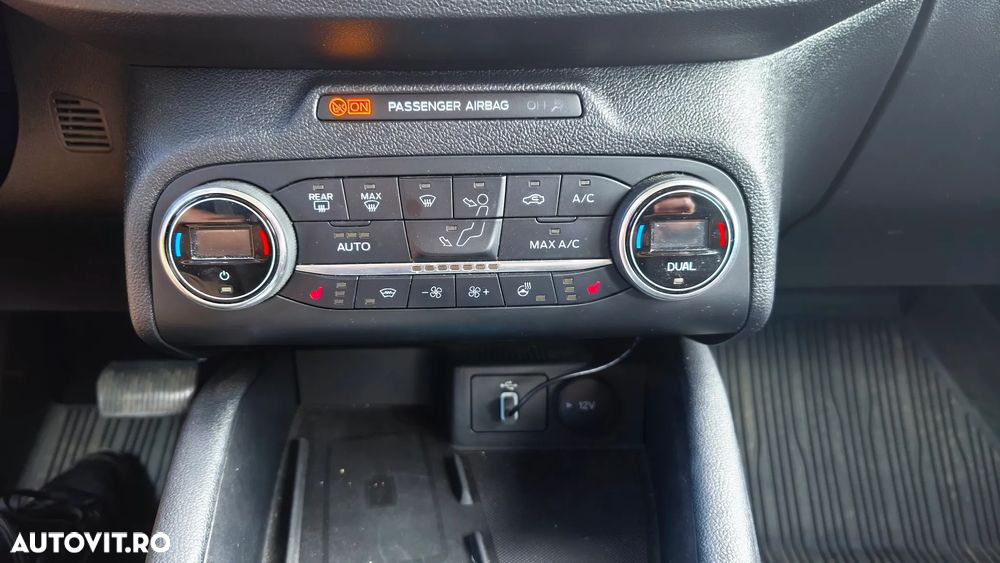 Ford Focus 1.5 EcoBlue Titanium - 14