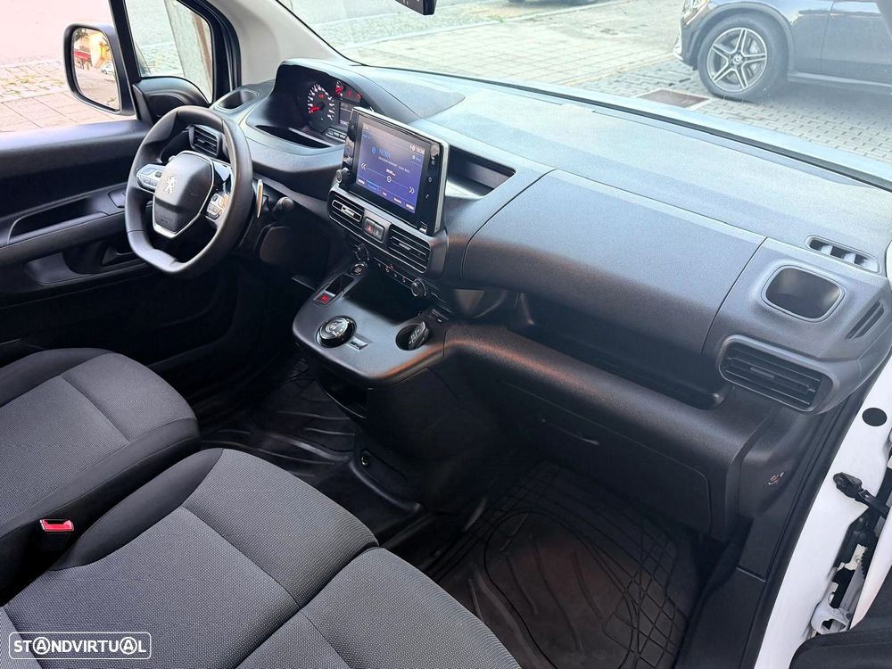 Peugeot Partner 1.5 BlueHDi Standard EAT8 - 21