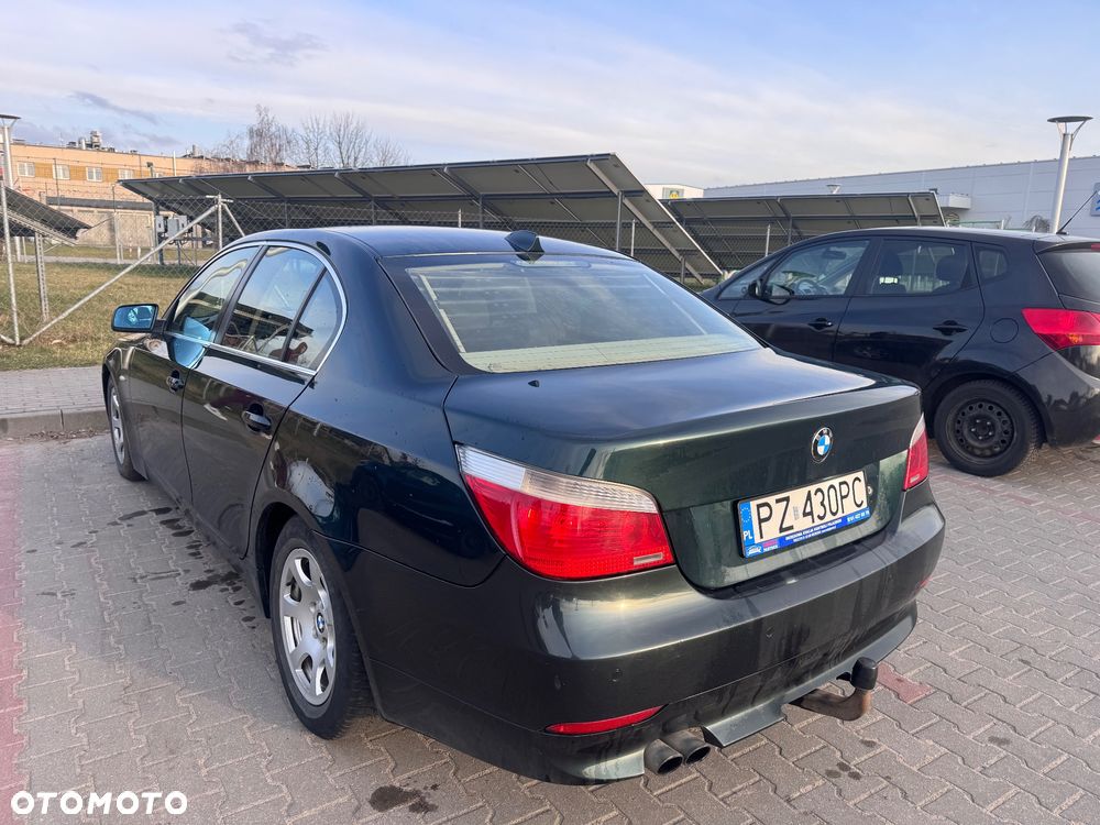 BMW Seria 5 523i - 2