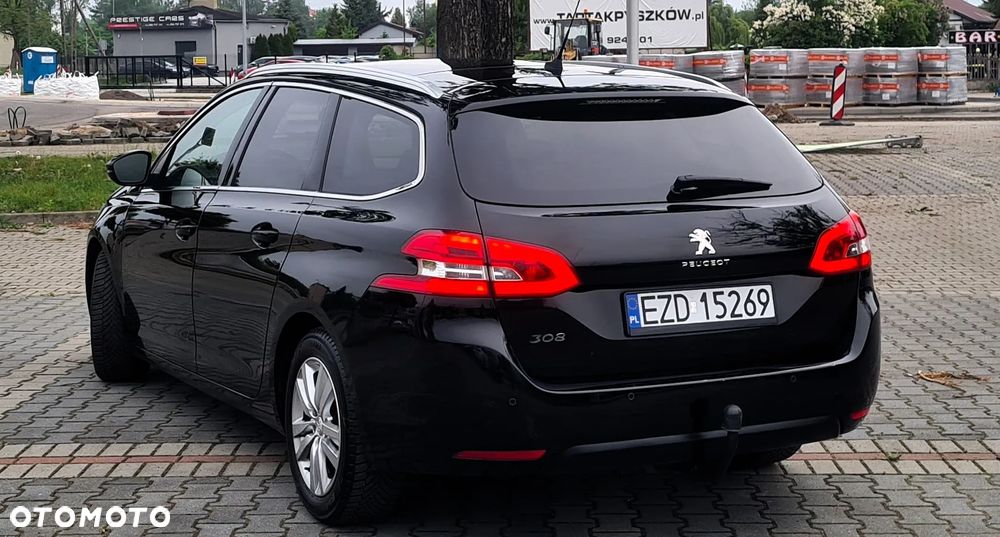 Peugeot 308 BlueHDi 130 Stop & Start Allure Business-Paket - 8