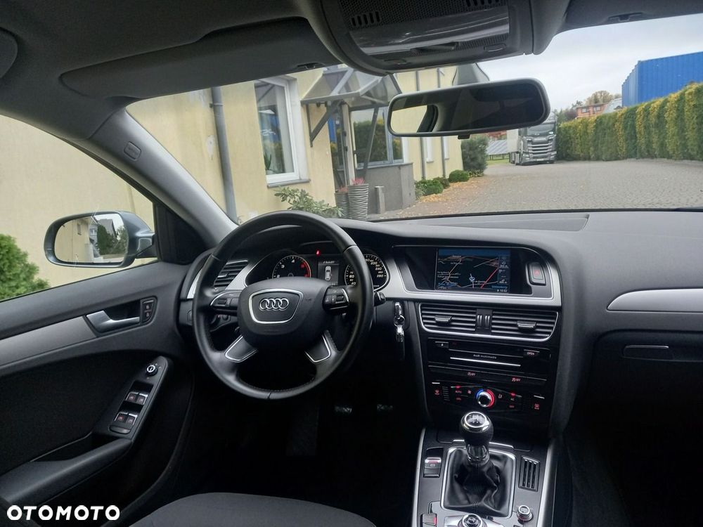 Audi A4 Avant - 27