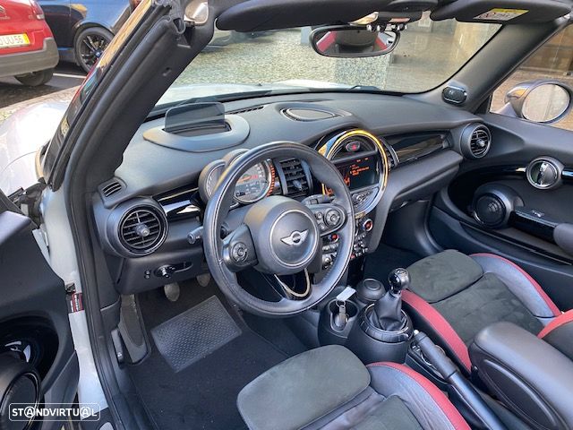 MINI Cabrio Cooper Resolute Edition - 34