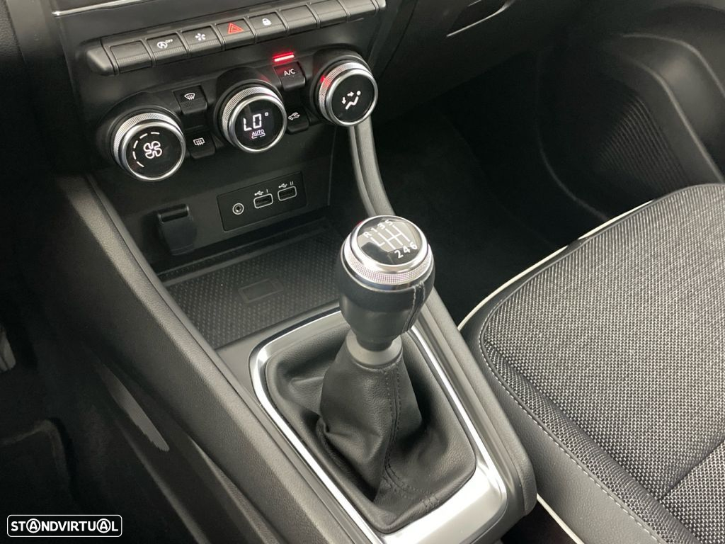 Renault Captur 1.0 TCe Techno - 21