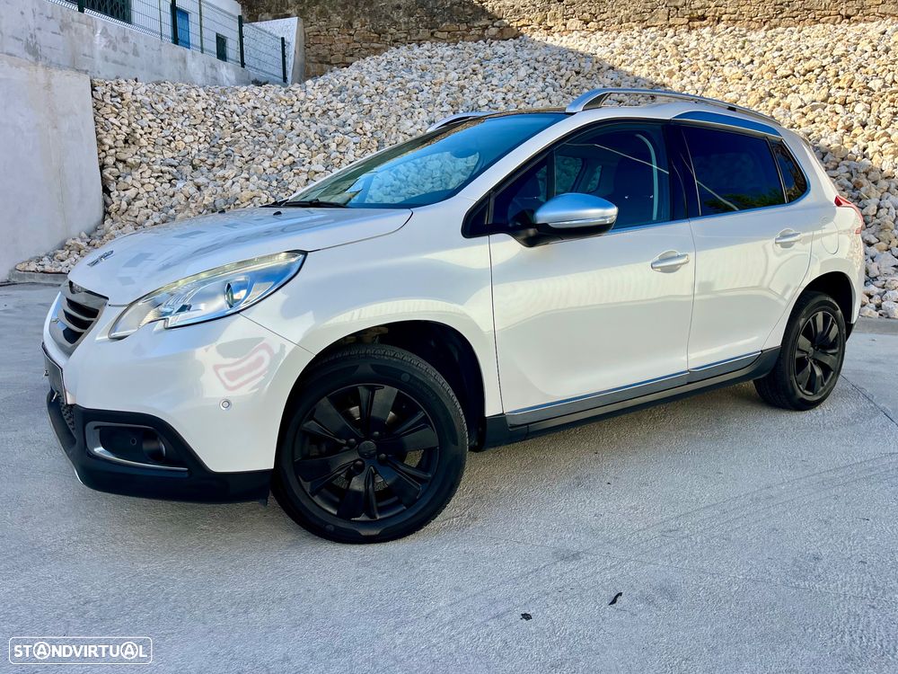 Peugeot 2008 1.2 PureTech Style - 9