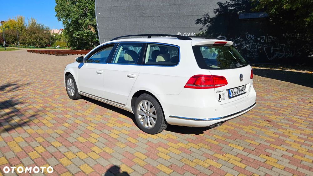 Volkswagen Passat - 9