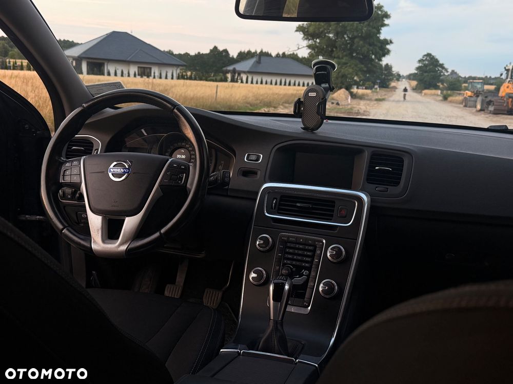 Volvo V60 D4 Drive-E Kinetic - 14