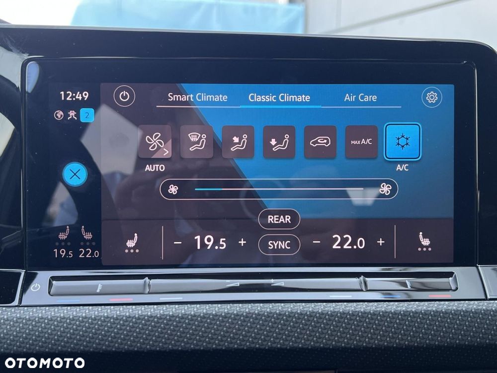 Volkswagen Golf 1.5 eTSI EVO R-Line DSG - 22