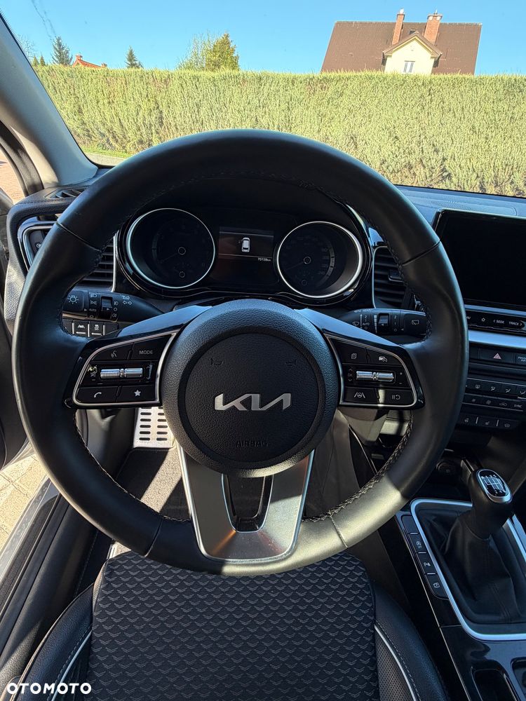 Kia Ceed 1.5 T-GDI Business Line - 14