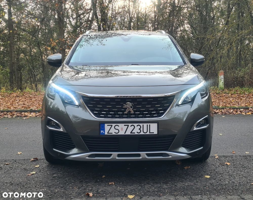 Peugeot 5008 BlueHDi 130 EAT8 Allure Pack - 32