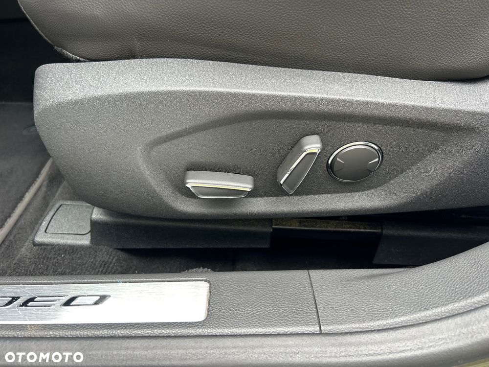 Ford Mondeo 1.5 EcoBoost Edition - 34