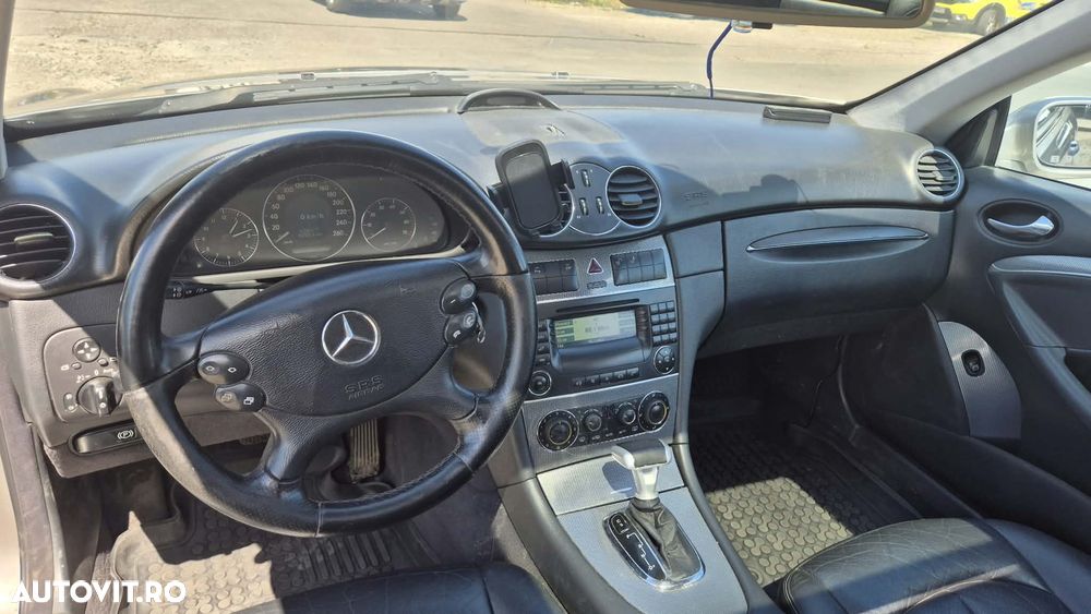 Mercedes-Benz CLK - 10