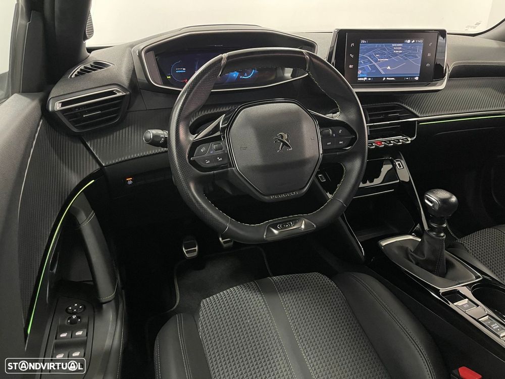 Peugeot 2008 1.2 PureTech GT - 25