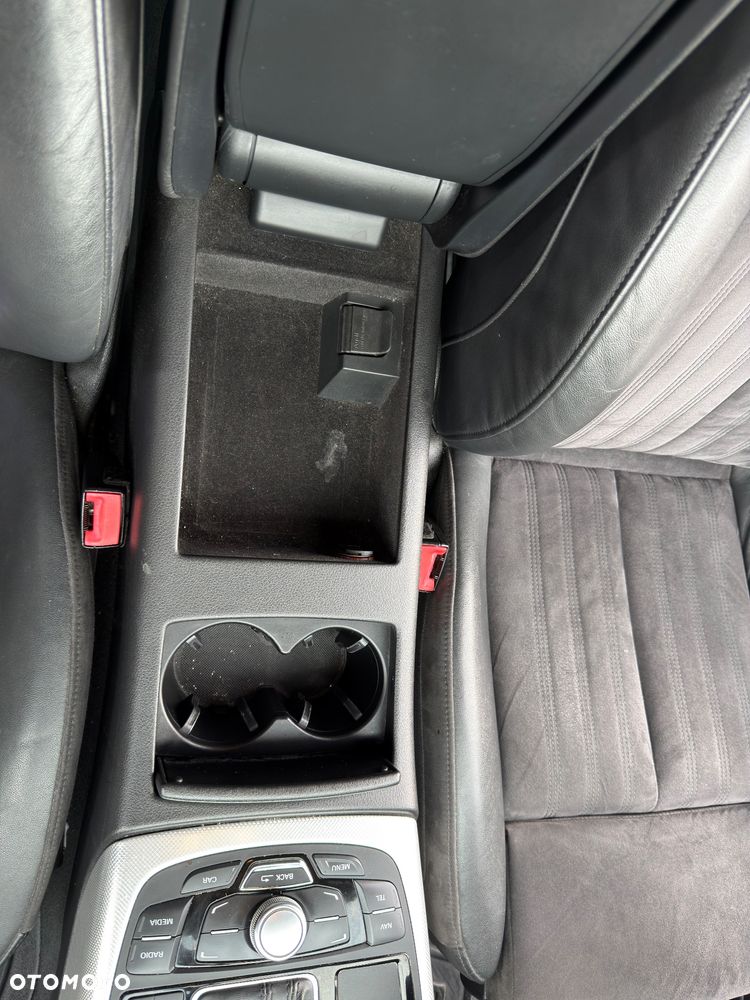 Audi A6 Avant 3.0 TDI DPF quattro S tronic - 24