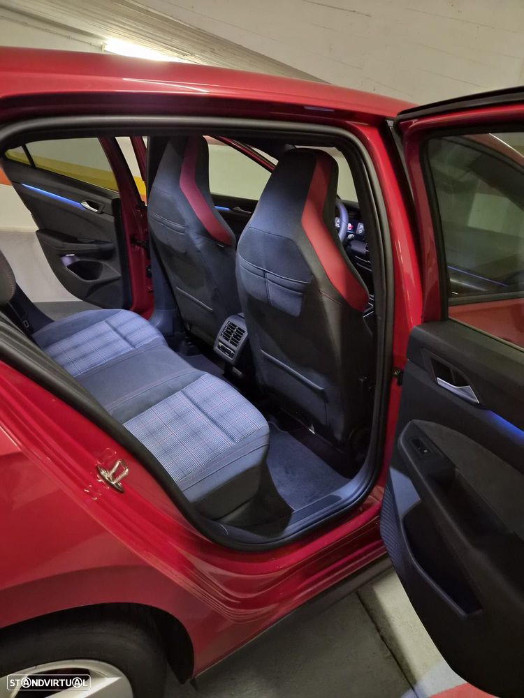 VW Golf 2.0 TSI GTI DSG - 2