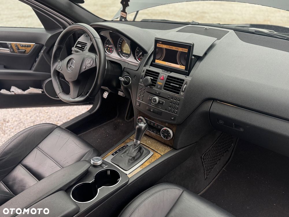 Mercedes-Benz Klasa C 63 AMG 7G-TRONIC - 14