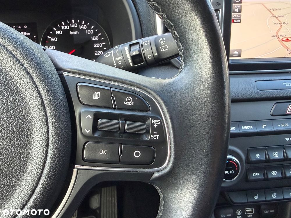 Kia Sportage - 12