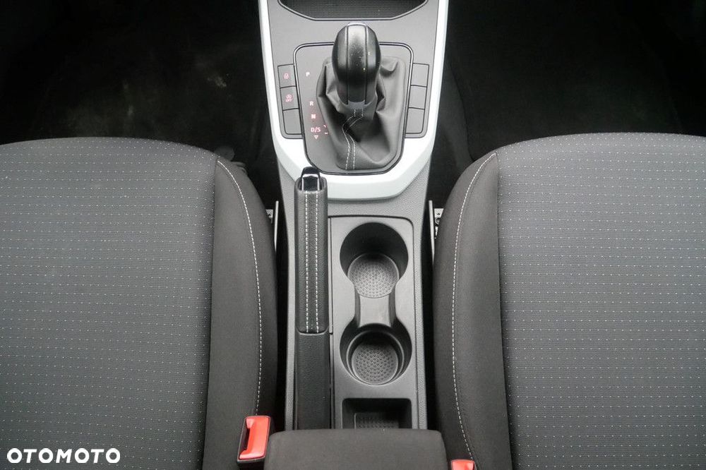 Seat Arona 1.0 TSI Full LED S&S DSG - 11