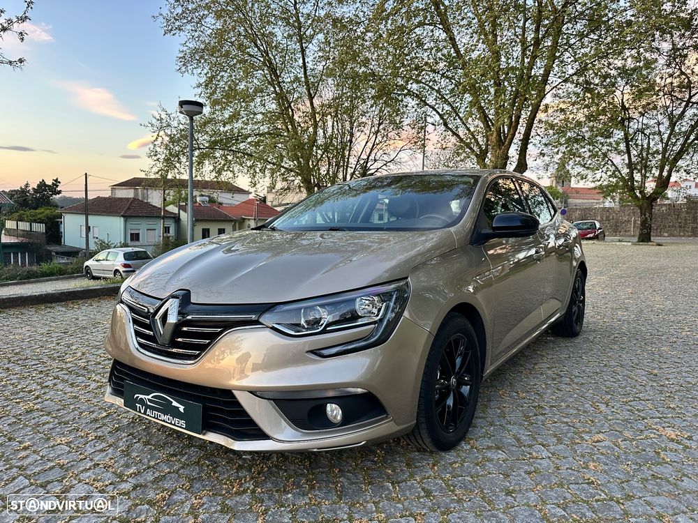 Renault Mégane 1.5 dCi Intens - 2