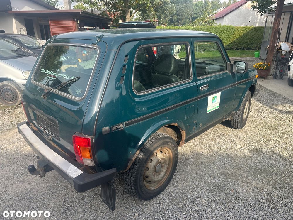 Lada Niva - 10