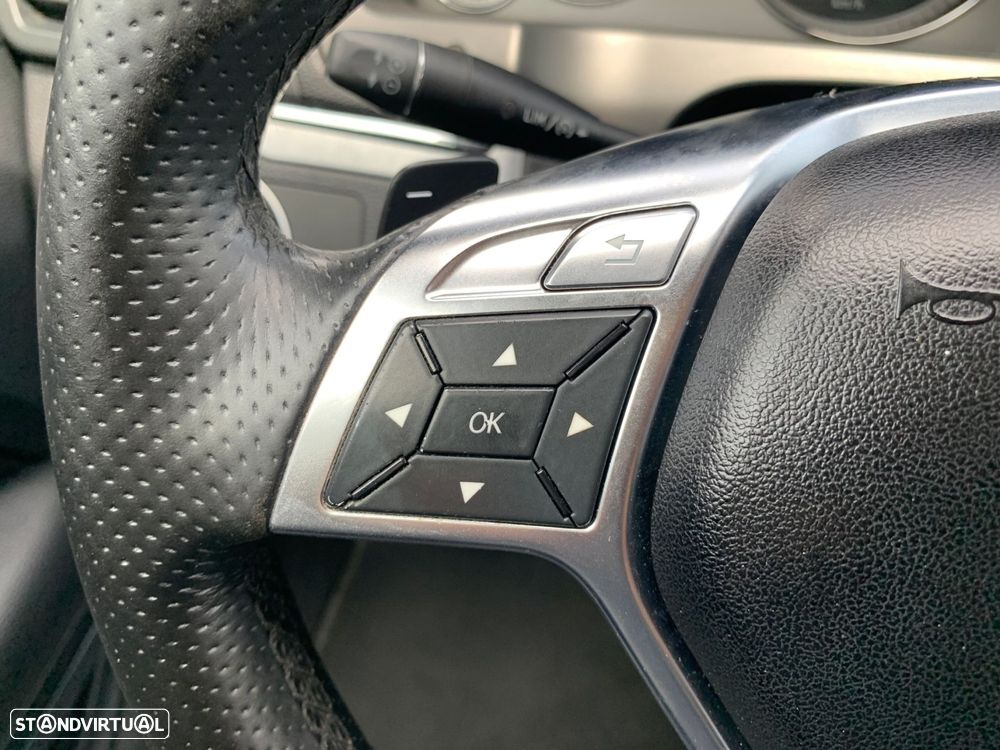 Mercedes-Benz E 220 CDI Avantgarde BlueEfficiency Auto. - 36