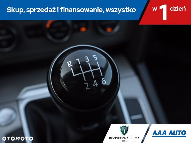 Volkswagen Passat Variant - 18