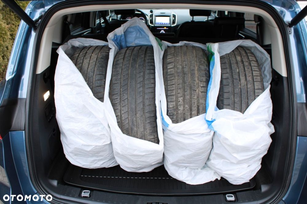 Ford S-Max 2.0 EcoBlue Titanium - 31