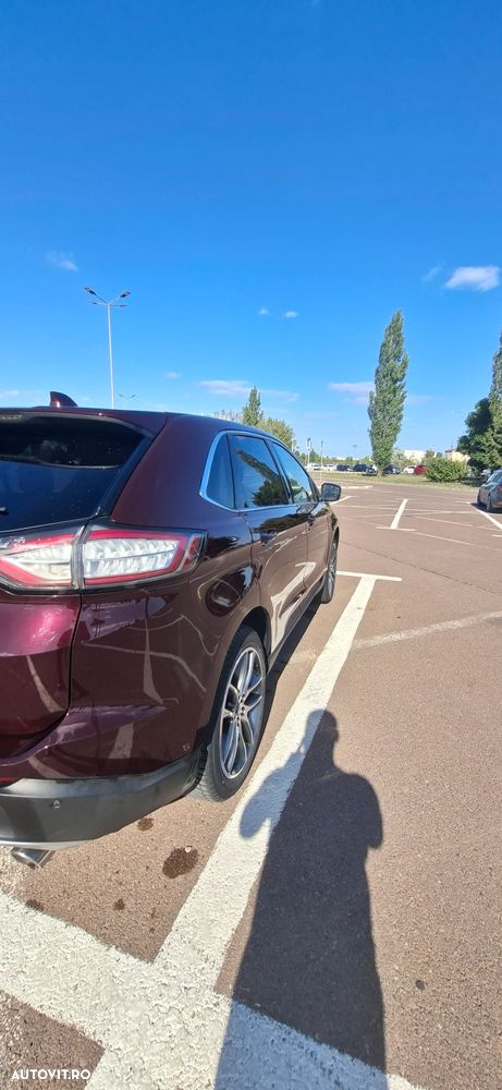 Ford Edge 2.0 TDCi Powershift Titanium - 2