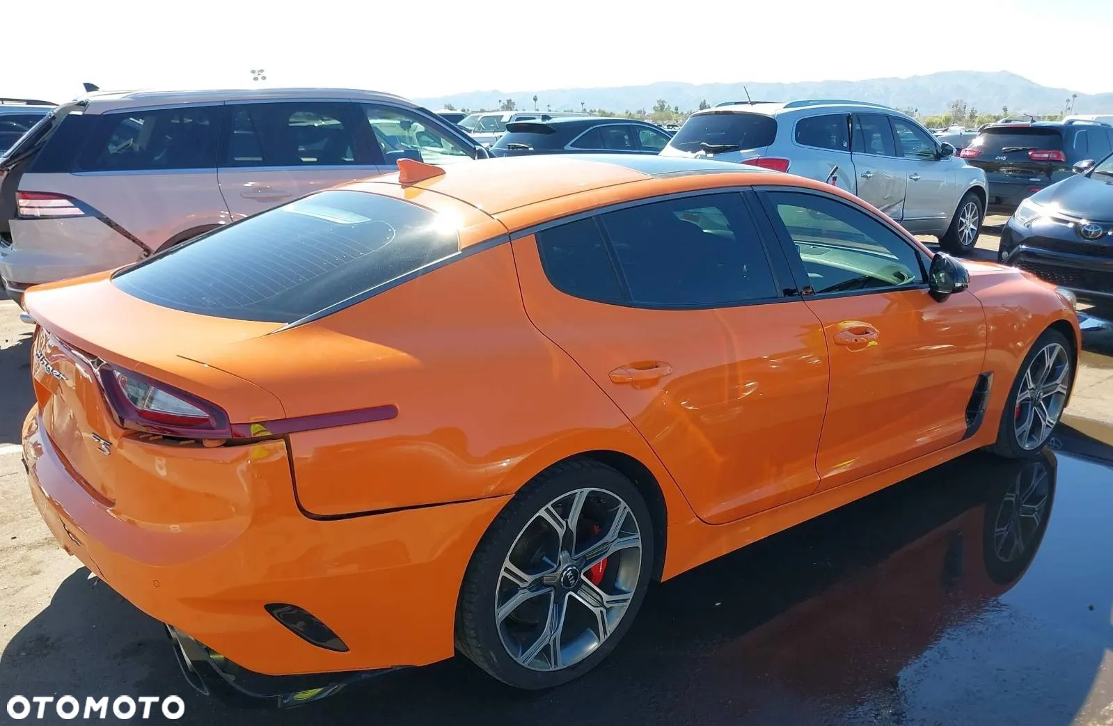 Kia Stinger - 7
