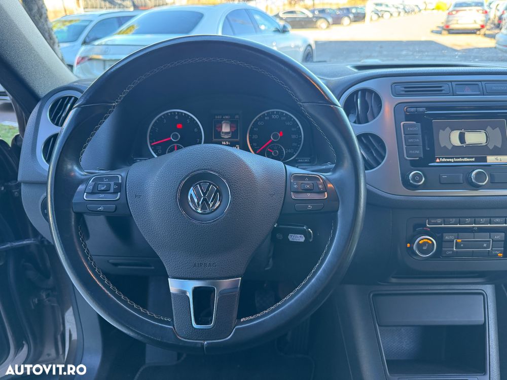 Volkswagen Tiguan - 10