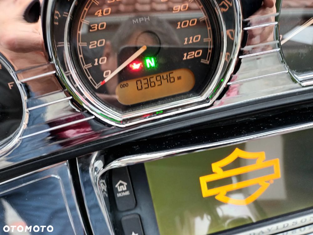 Harley-Davidson FLHTCU Ultra - 11