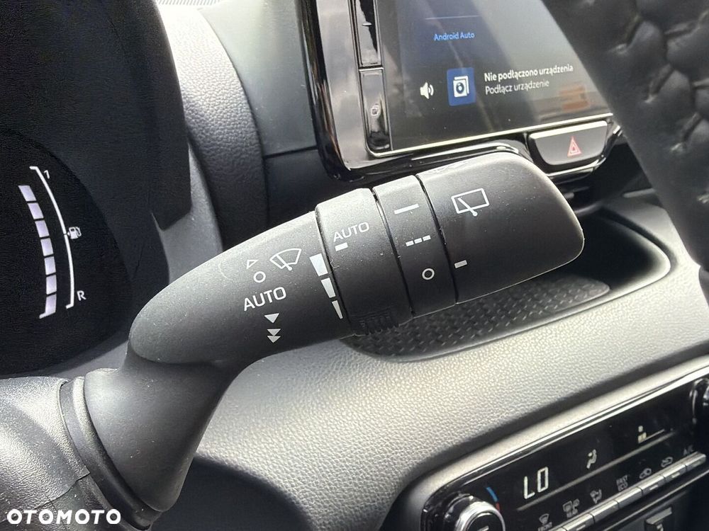 Toyota Yaris Hybrid 1.5 Style - 12