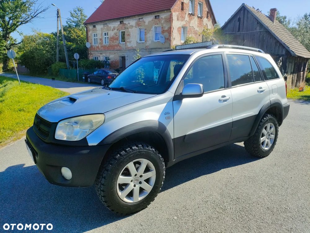 Toyota RAV4 2.0 D-4D 4x4 - 11
