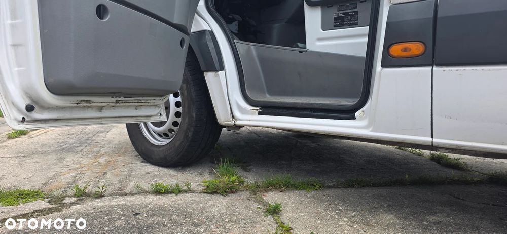 Volkswagen Crafter - 13