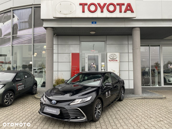Toyota Camry 2.5 Hybrid Prestige CVT