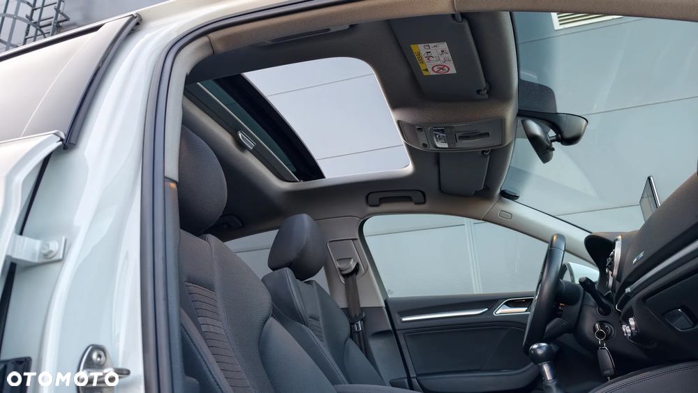 Audi A3 Limousine 1.6 TDI (clean diesel) S line Sportpaket - 24