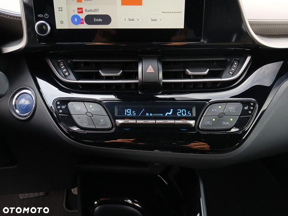 Toyota C-HR 2.0 Hybrid Executive - 33