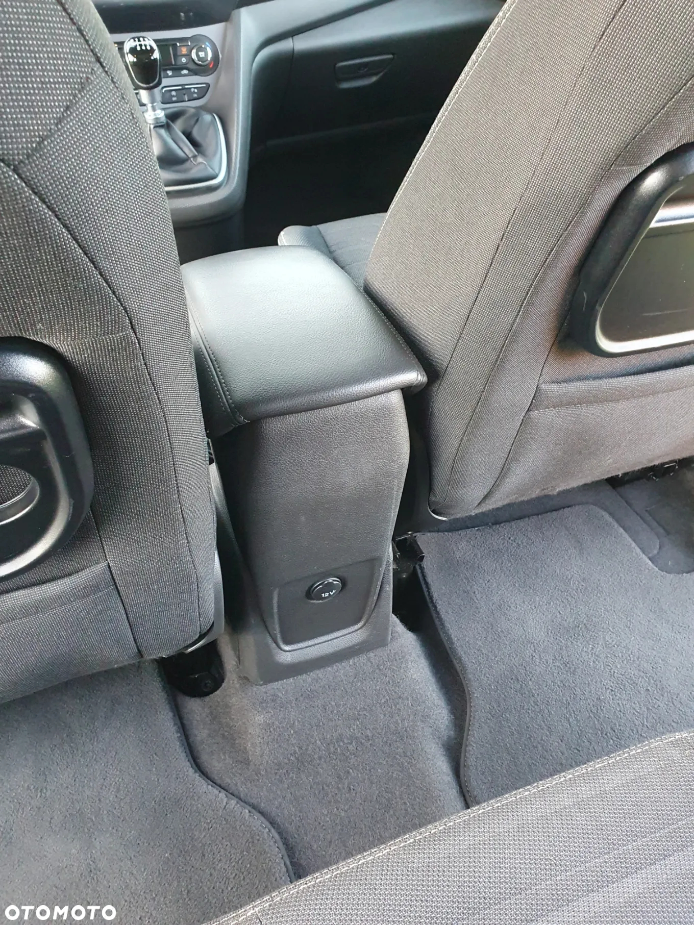 Ford Tourneo Connect Grand 1.5 EcoBlue Start/Stop Titanium - 15