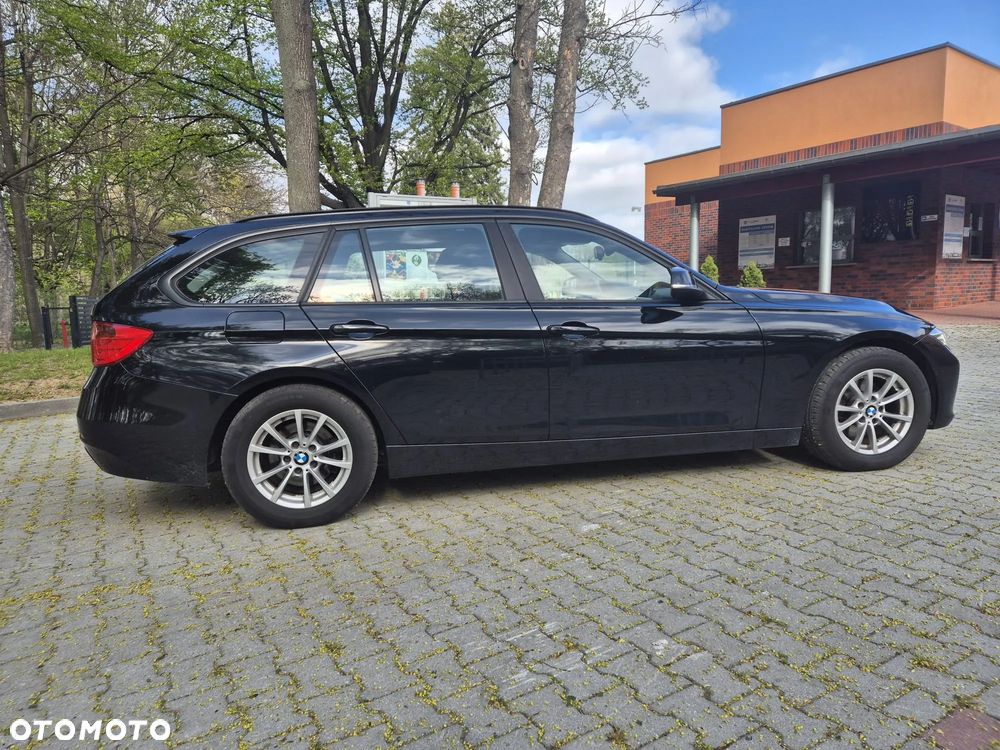 BMW Seria 3 320d - 9
