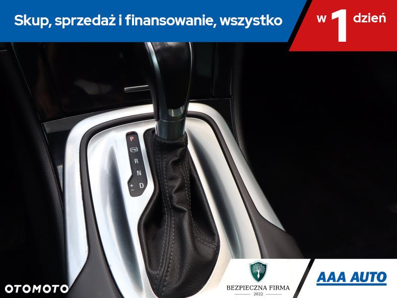 Opel Insignia - 17