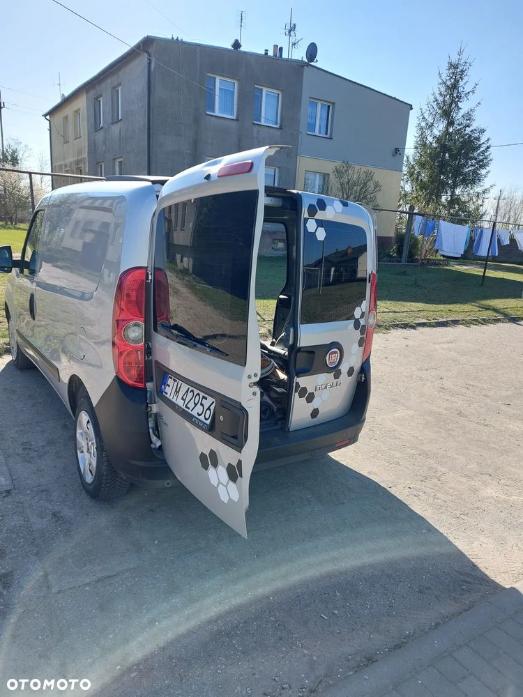 Fiat Doblo 2012 photo 3