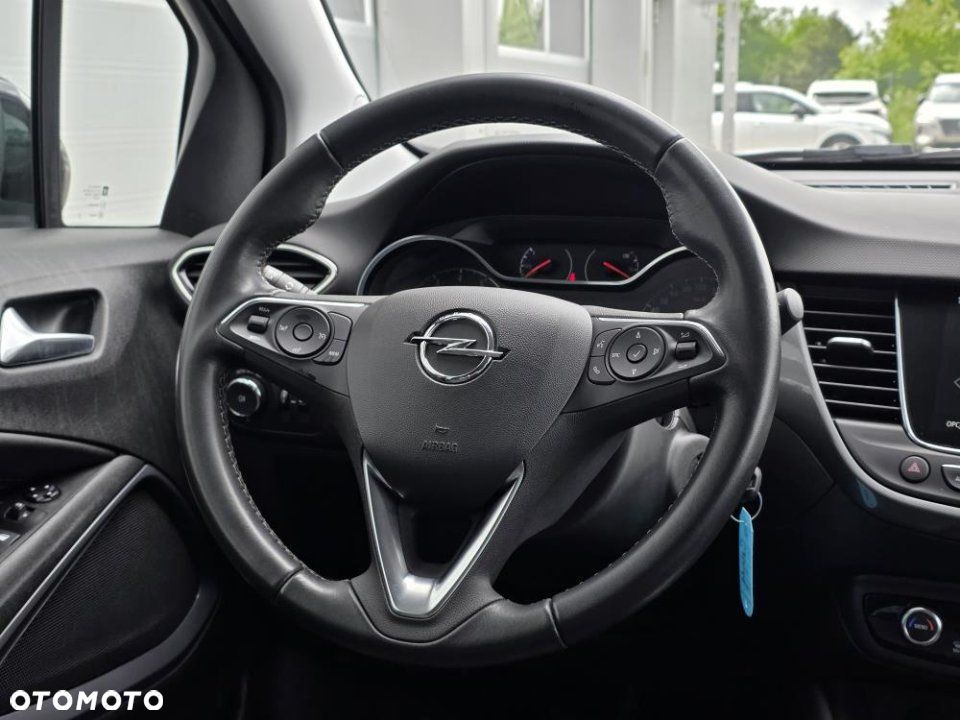 Opel Crossland X - 14