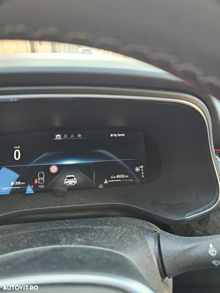 Renault Arkana E-TECH RS Line - 10