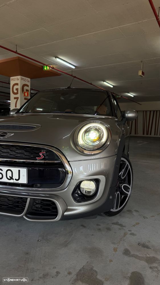 MINI Cabrio Cooper S Auto. Sidewalk - 5
