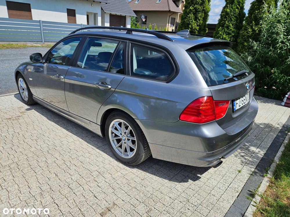 BMW Seria 3 320i Edition Exclusive - 7