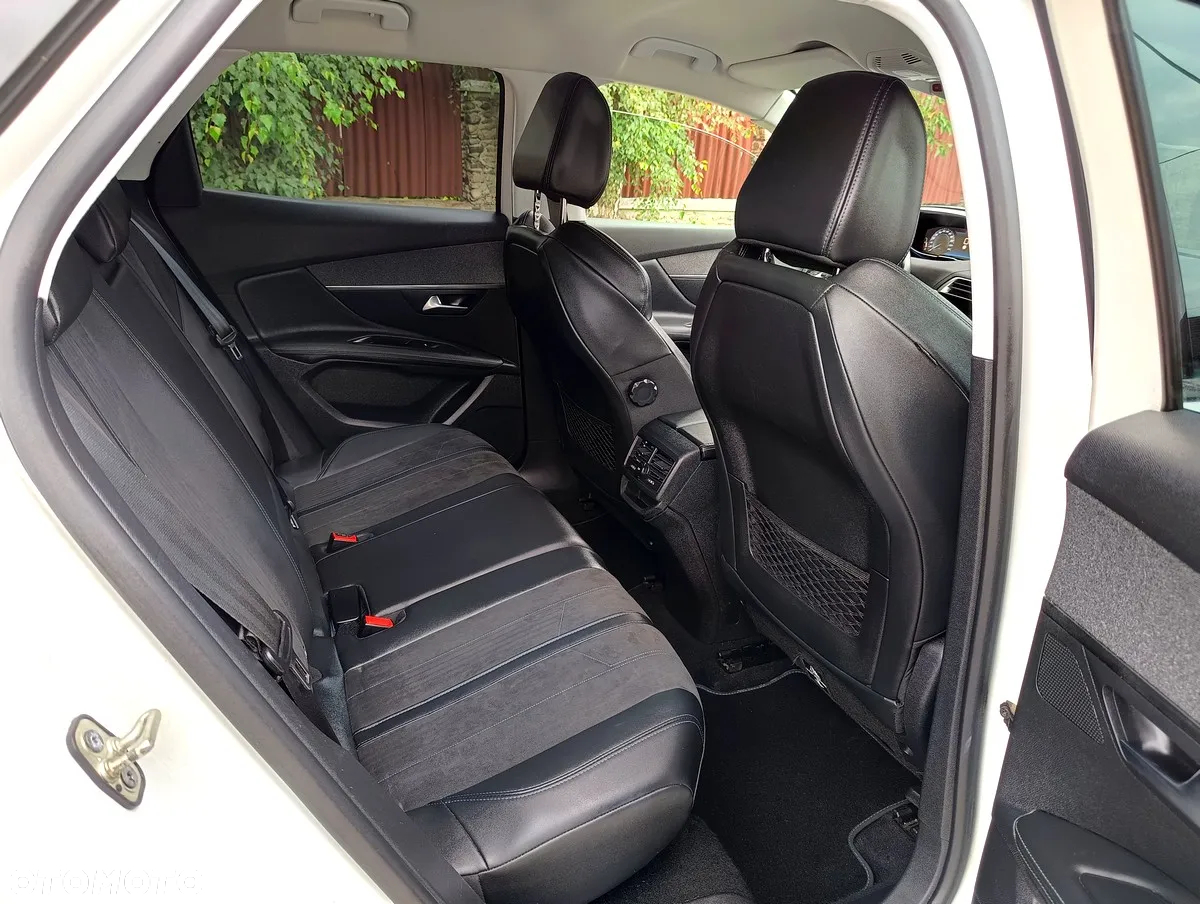 Peugeot 3008 1.5 BlueHDi Crossway S&S EAT8 - 16