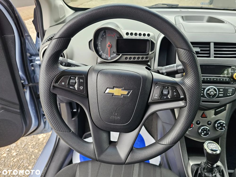Chevrolet Aveo - 10